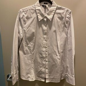 Ellen Tracy Button up